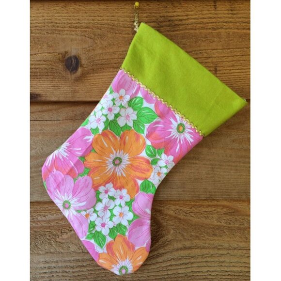 Vintage Flower Power Wabasso Christmas Stocking Handmade Holiday Decor - Picture 2 of 4